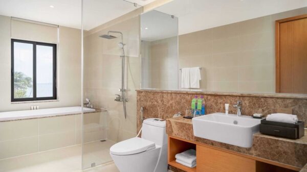 Oceanview Luxury Villa - 3 Bedroom (per night) - Image 4