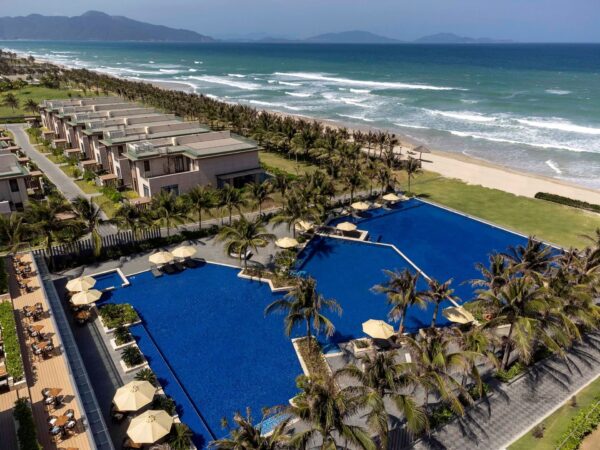 Poolside Luxury Villa - 4 Bedroom (per night)