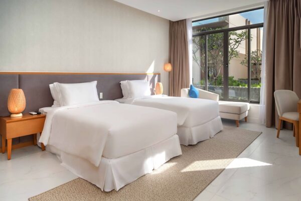 Poolside Luxury Villa - 4 Bedroom (per night) - Image 3
